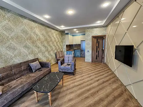 Kirayə verilir 2 otaqlı mənzil 65 m²