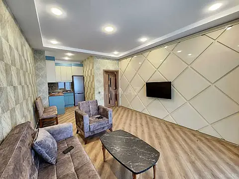 Kirayə verilir 2 otaqlı mənzil 65 m²