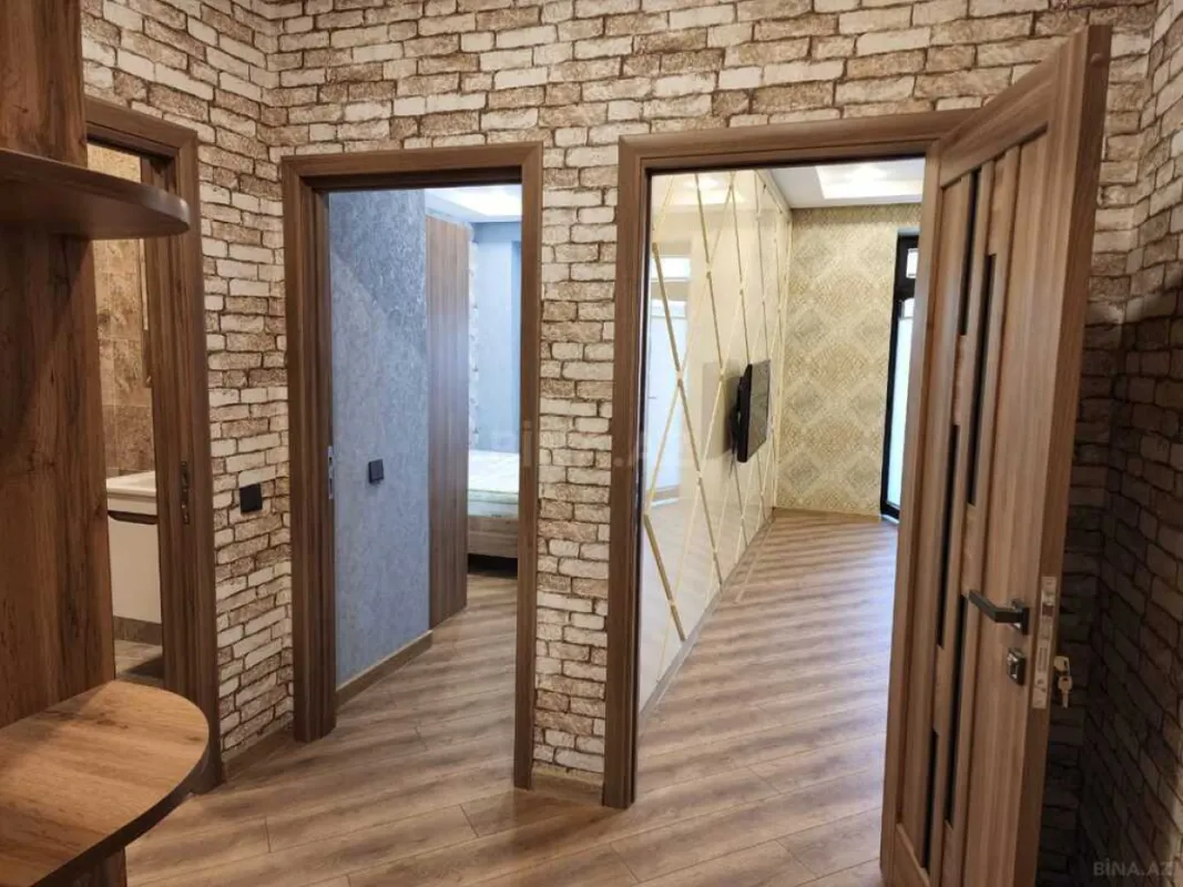 Kirayə verilir 2 otaqlı mənzil 65 m²