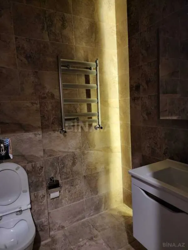 Kirayə verilir 2 otaqlı mənzil 65 m²