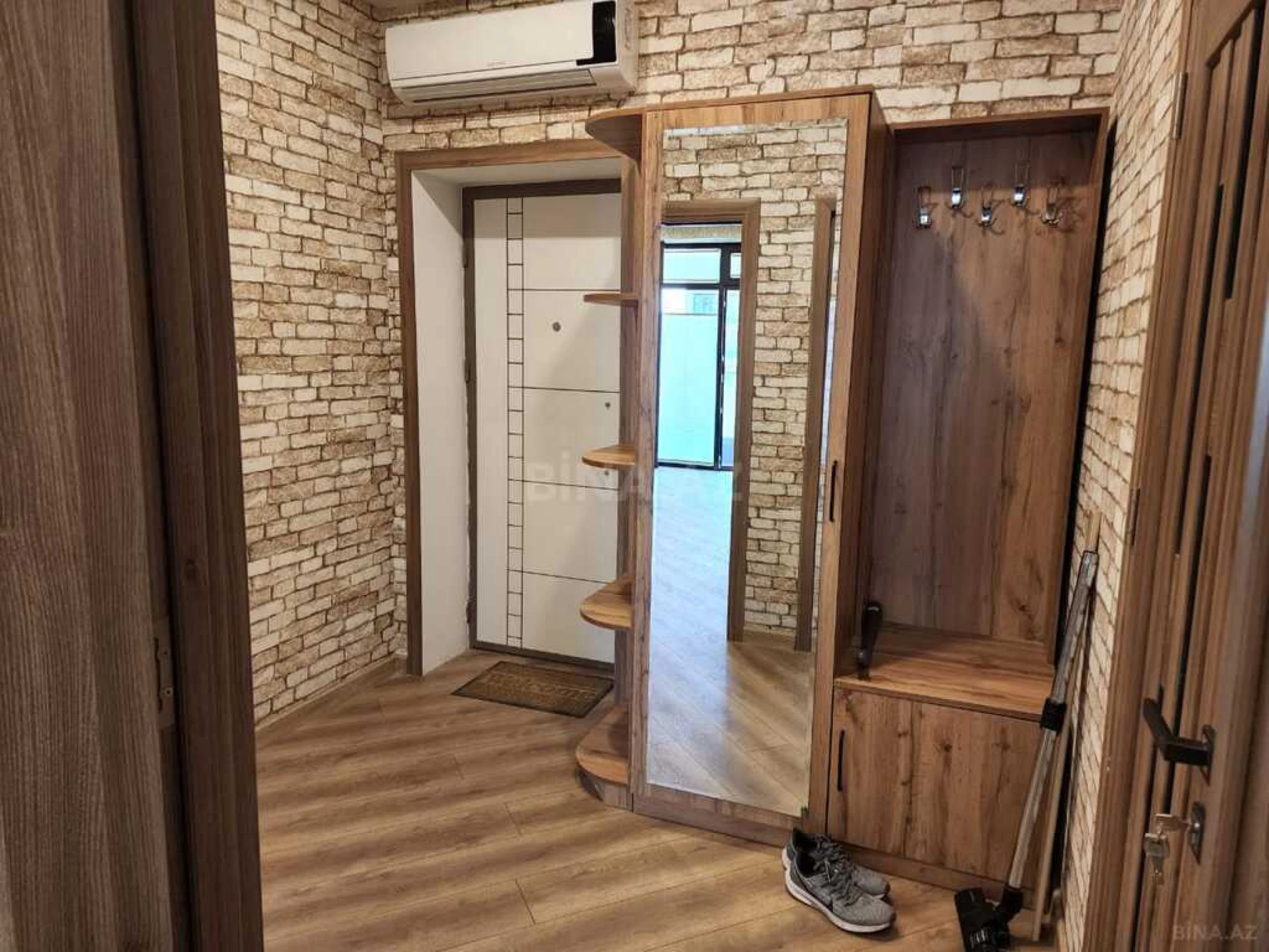 Kirayə verilir 2 otaqlı mənzil 65 m²