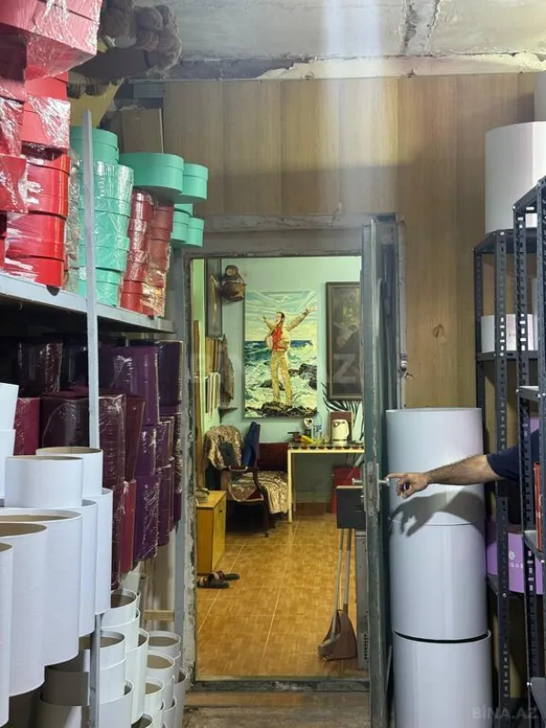 Satılır obyekt 180 m²