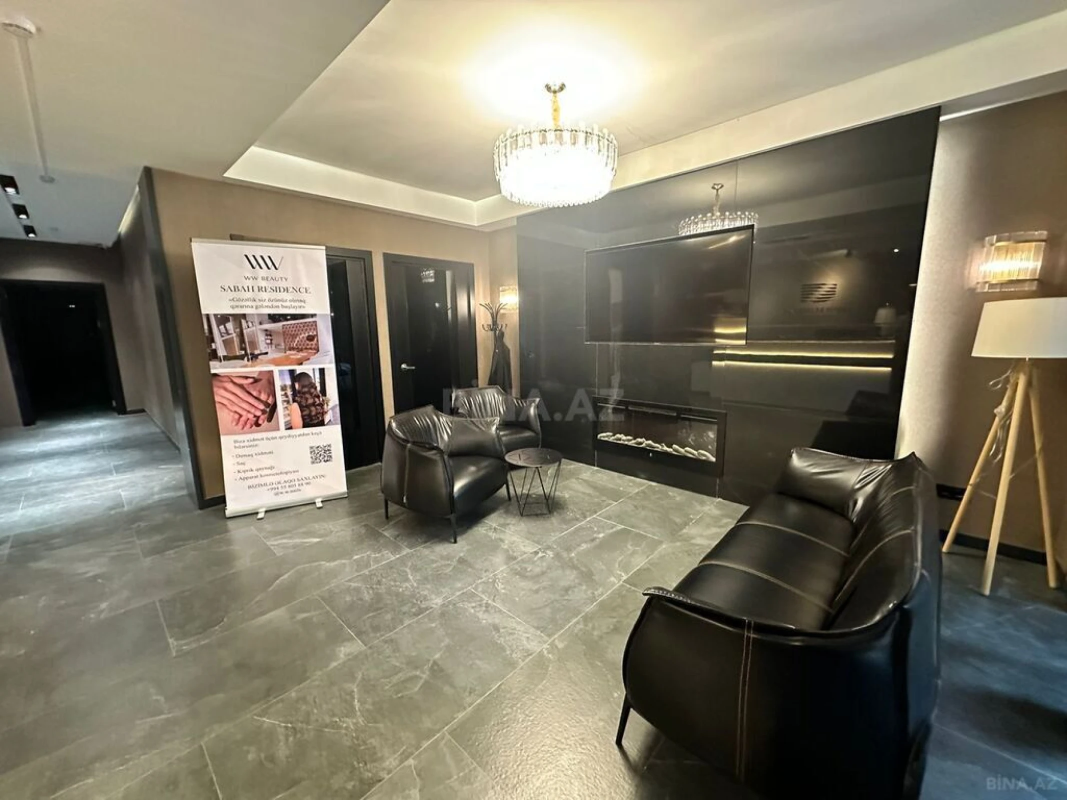 Satılır 4 otaqlı mənzil 163 m²