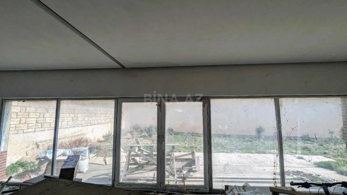Satılır 7 otaqlı həyət evi 400 m²