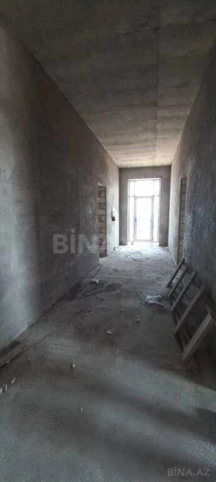 Satılır 5 otaqlı həyət evi 460 m²