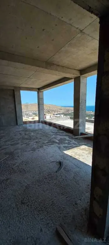 Satılır 5 otaqlı həyət evi 460 m²