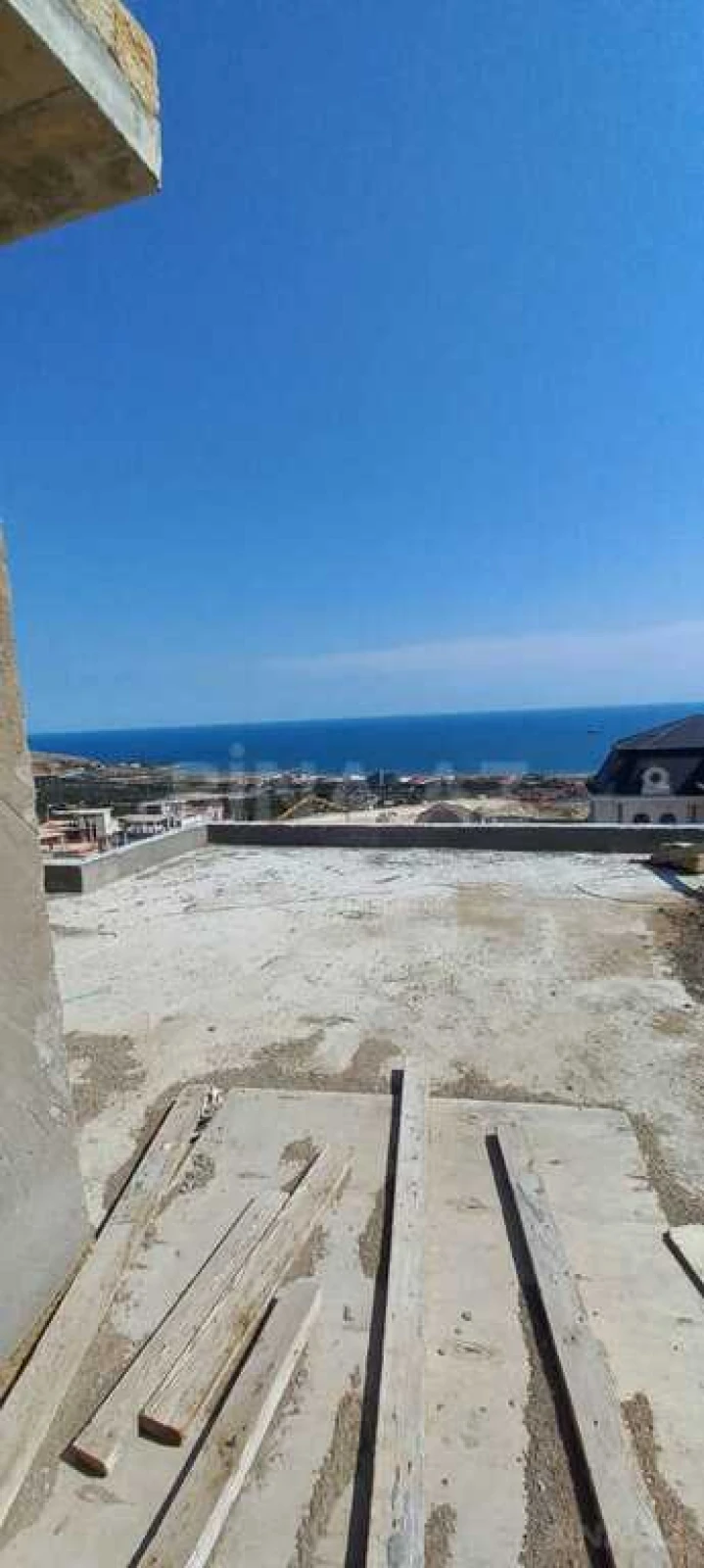 Satılır 5 otaqlı həyət evi 460 m²