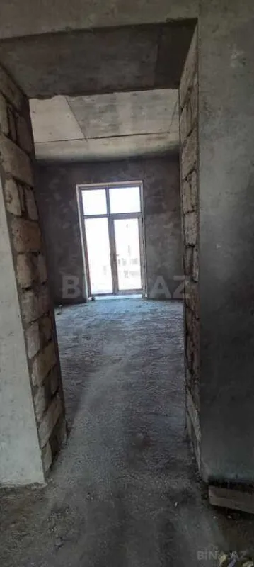 Satılır 5 otaqlı həyət evi 460 m²