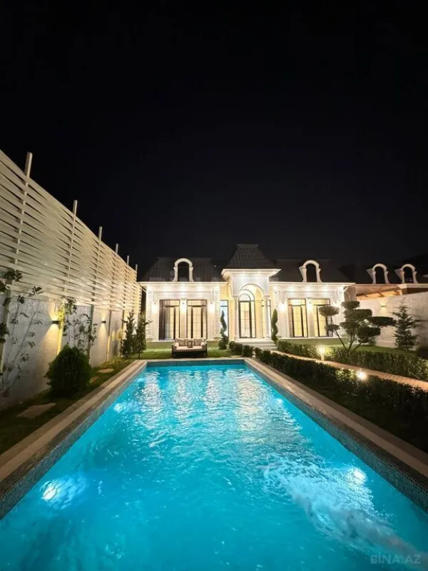 Satılır 5 otaqlı həyət evi 300 m²