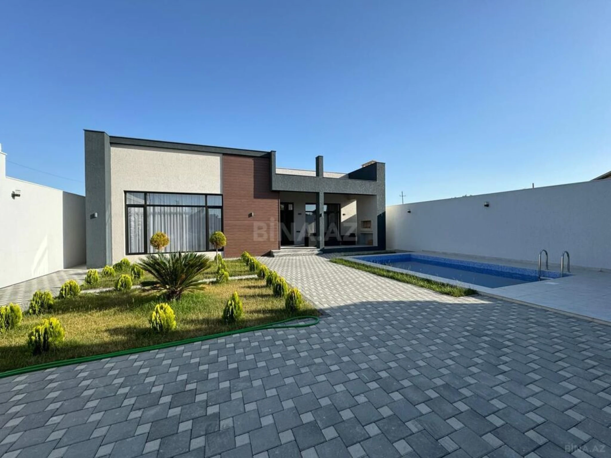 Kirayə verilir 4 otaqlı həyət evi 200 m²