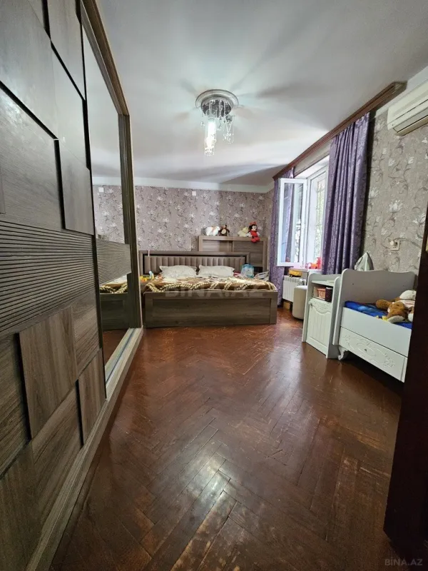 Satılır 3 otaqlı mənzil 93 m²