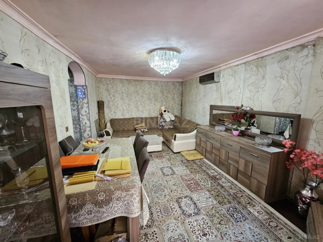 Satılır 3 otaqlı mənzil 93 m²