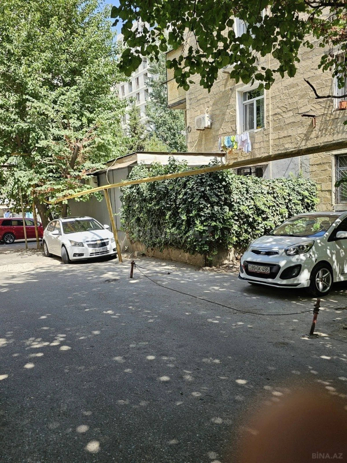 Satılır 3 otaqlı mənzil 93 m²