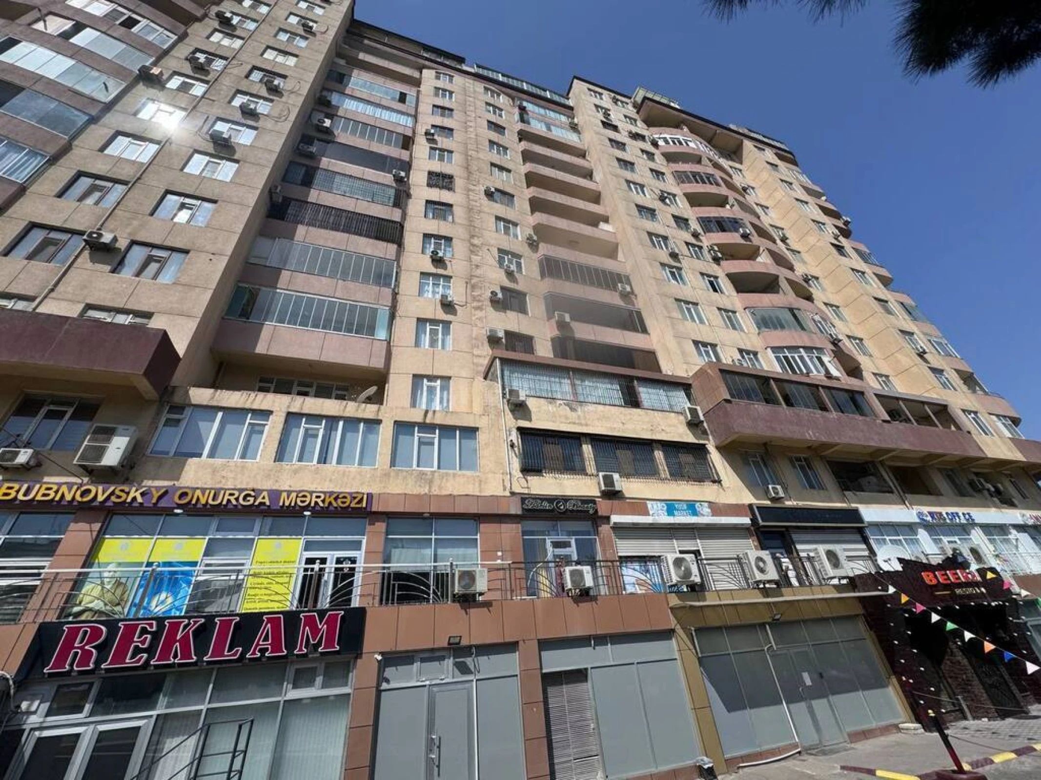 Satılır obyekt 170 m²