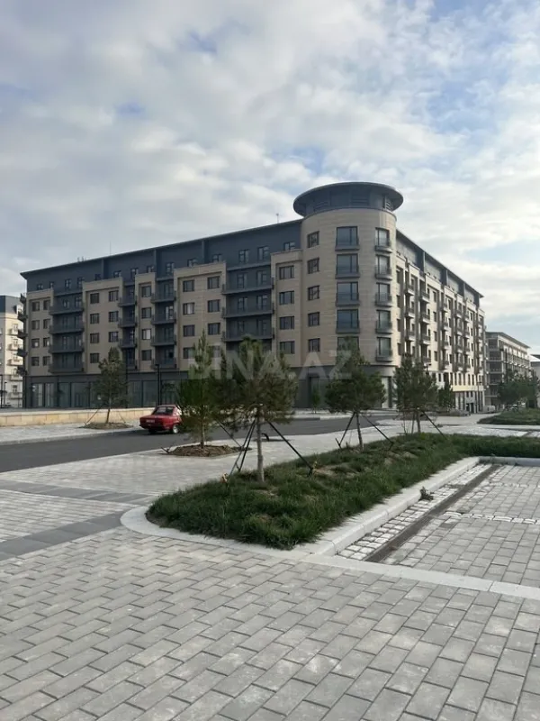 Satılır 2 otaqlı mənzil 105 m²