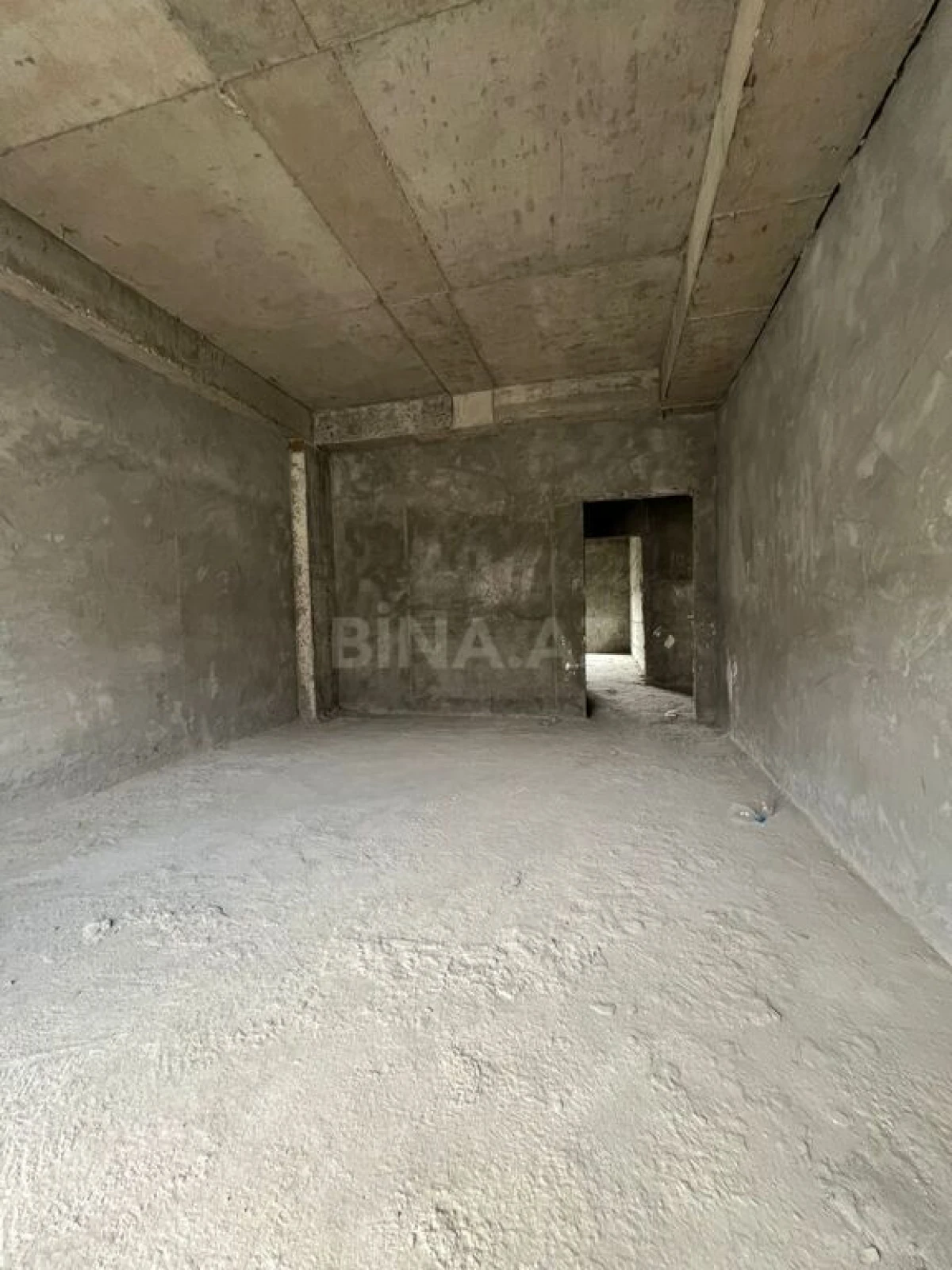 Satılır 2 otaqlı mənzil 105 m²