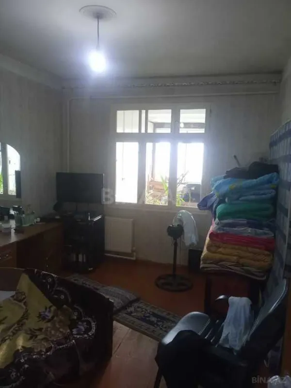 Satılır 4 otaqlı mənzil 100 m²