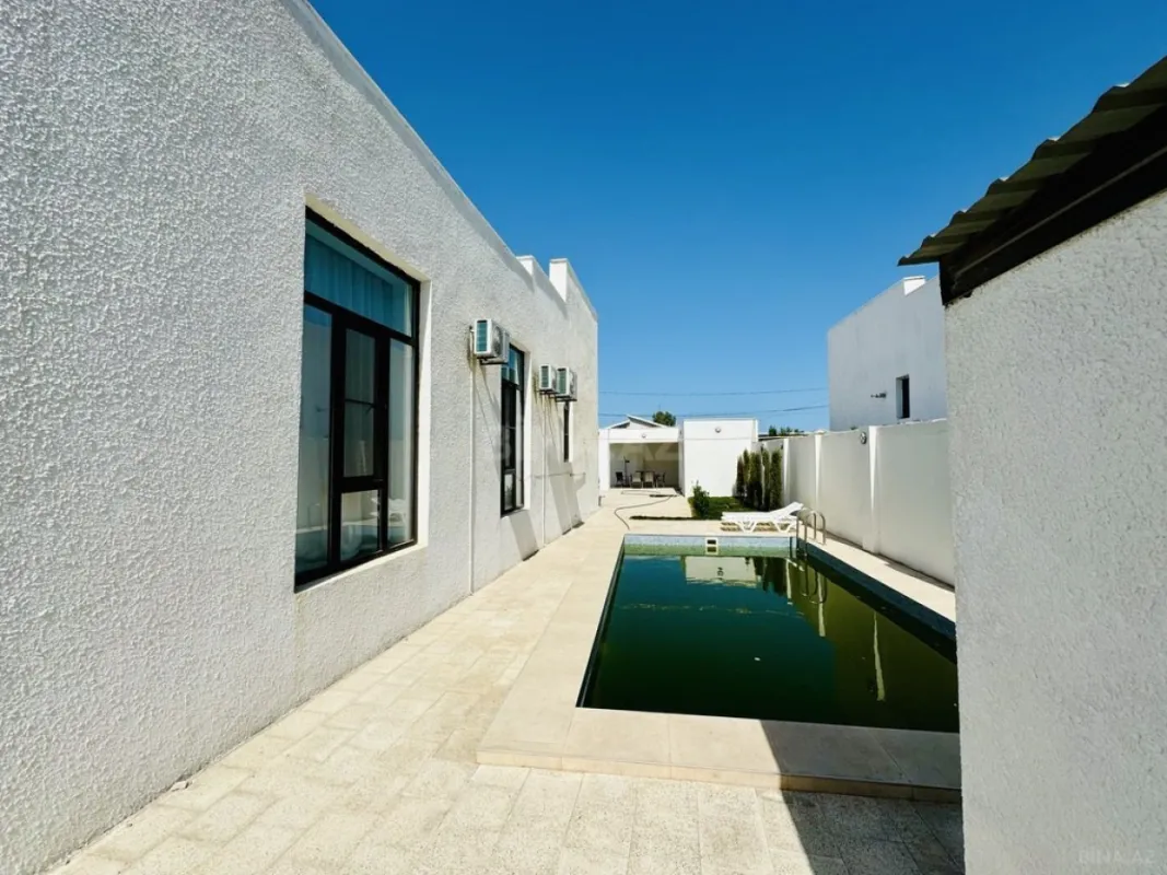 Satılır 5 otaqlı həyət evi 250 m²