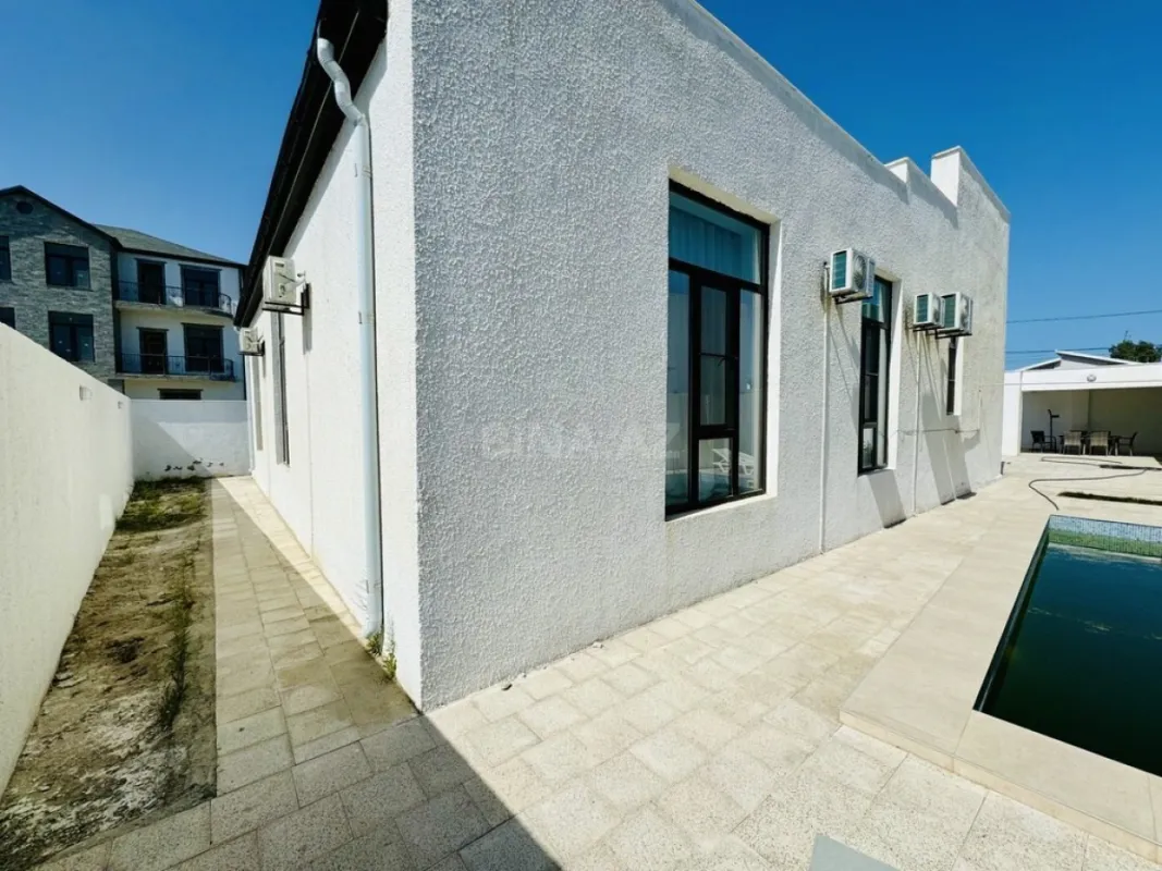 Satılır 5 otaqlı həyət evi 250 m²