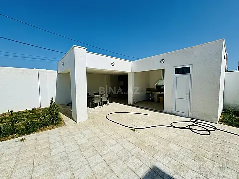 Satılır 5 otaqlı həyət evi 250 m²