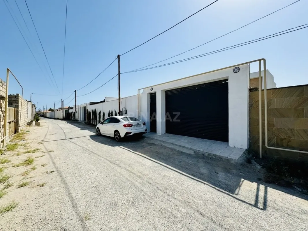 Satılır 5 otaqlı həyət evi 250 m²