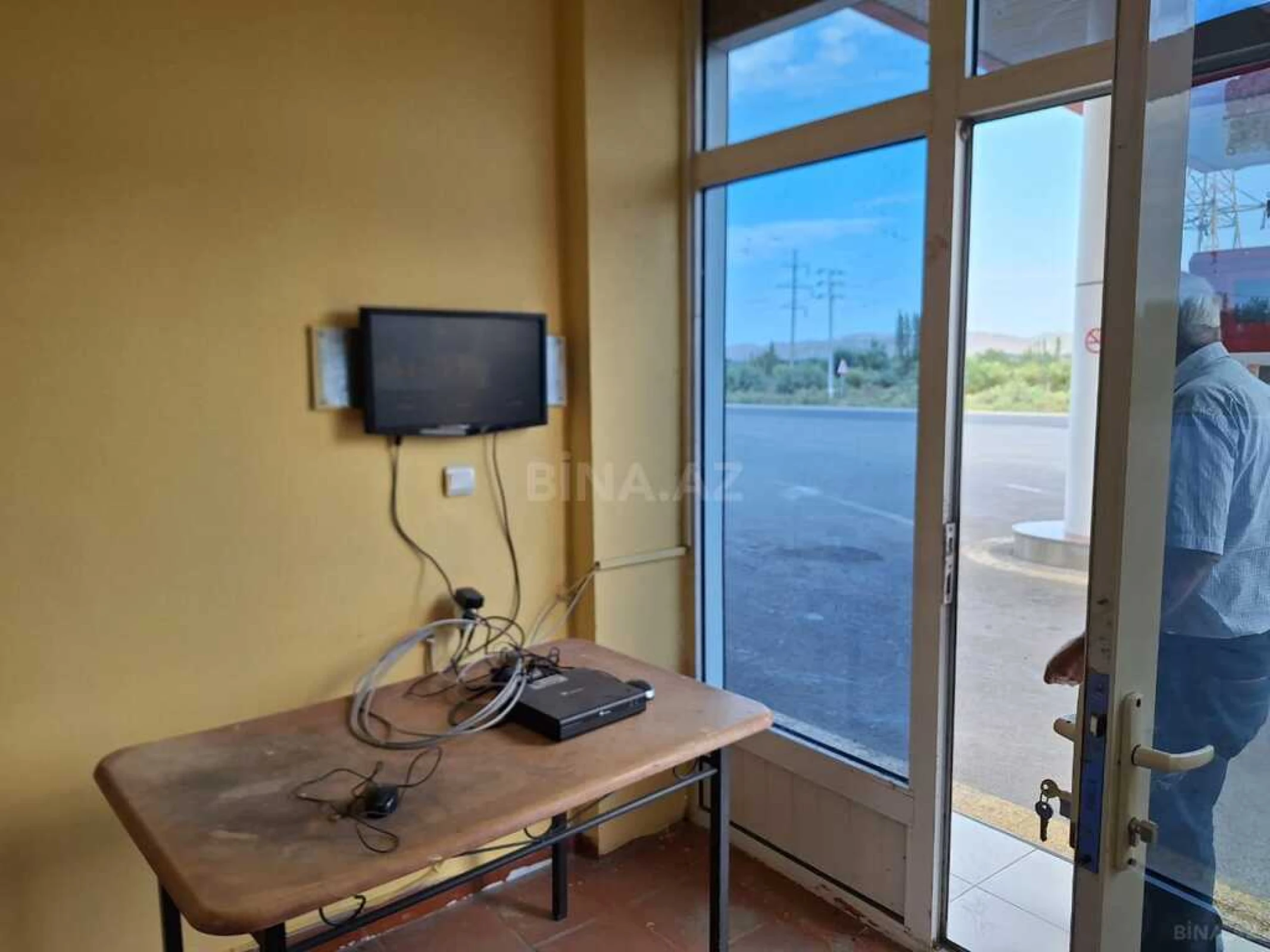 Satılır obyekt 24 m²