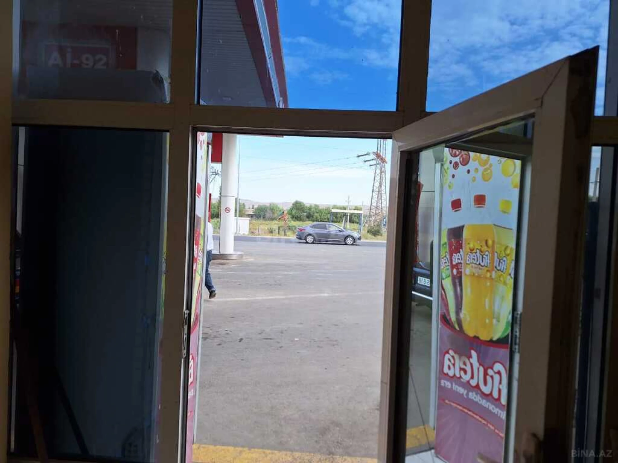 Satılır obyekt 24 m²