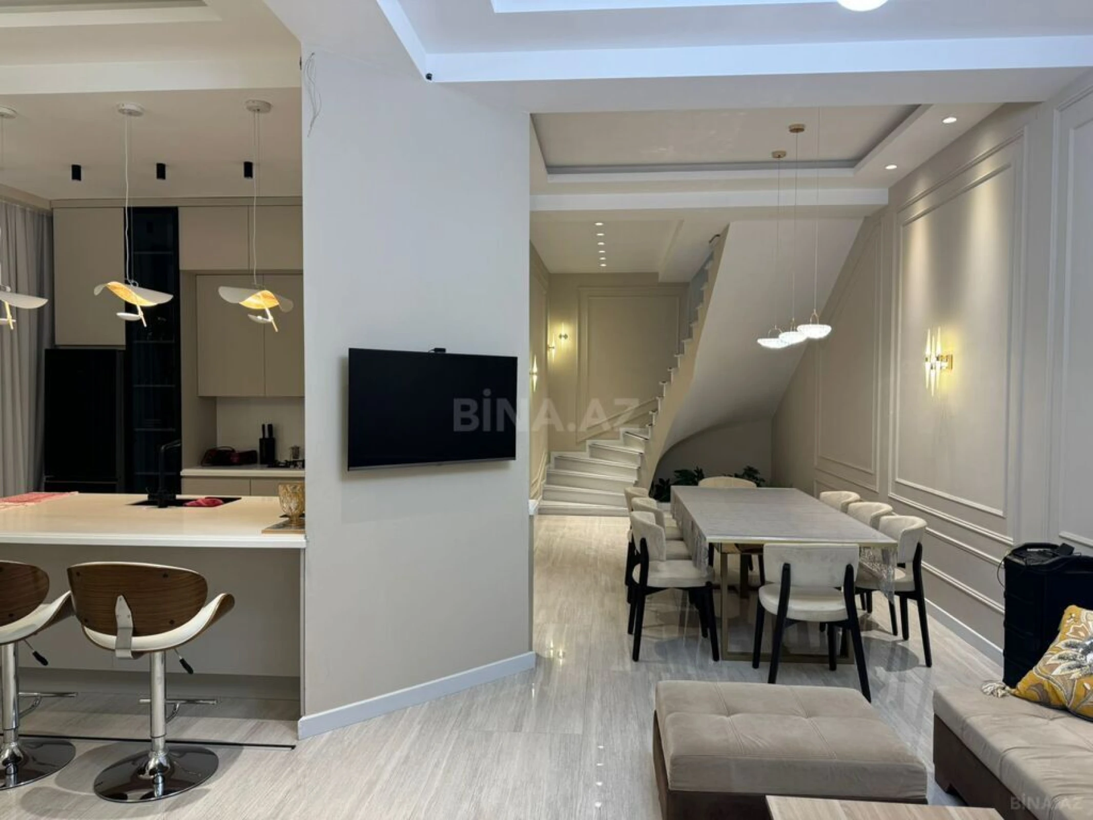 Kirayə verilir 5 otaqlı həyət evi 350 m²