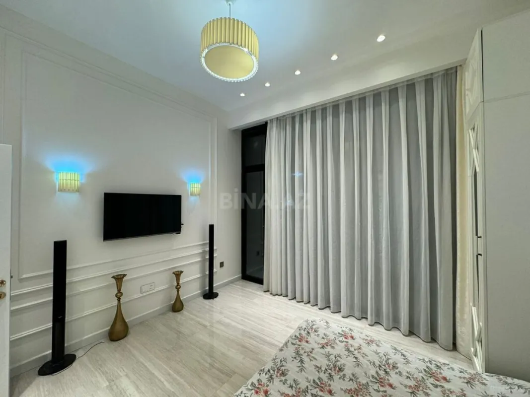 Kirayə verilir 5 otaqlı həyət evi 350 m²