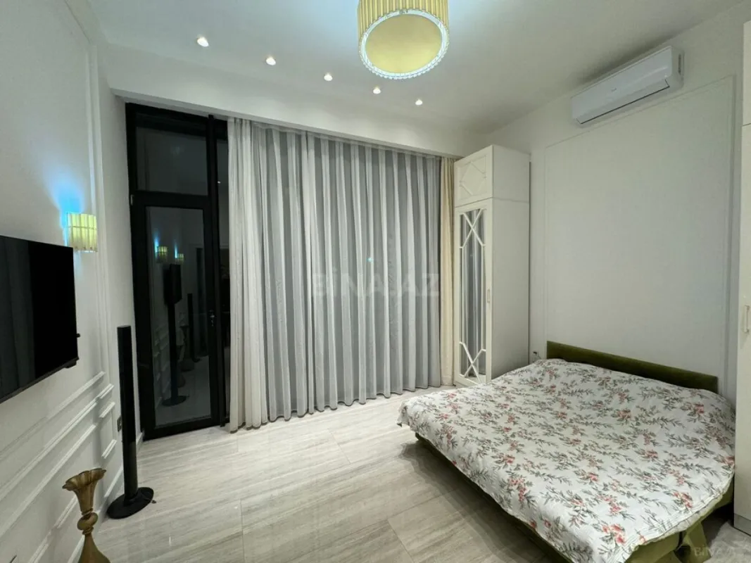 Kirayə verilir 5 otaqlı həyət evi 350 m²