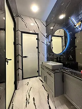 Kirayə verilir 6 otaqlı həyət evi 400 m²