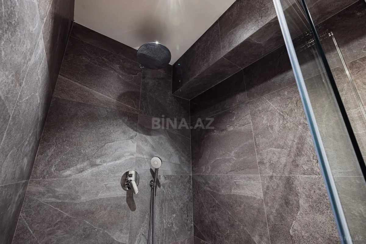 Satılır 3 otaqlı mənzil 150 m²