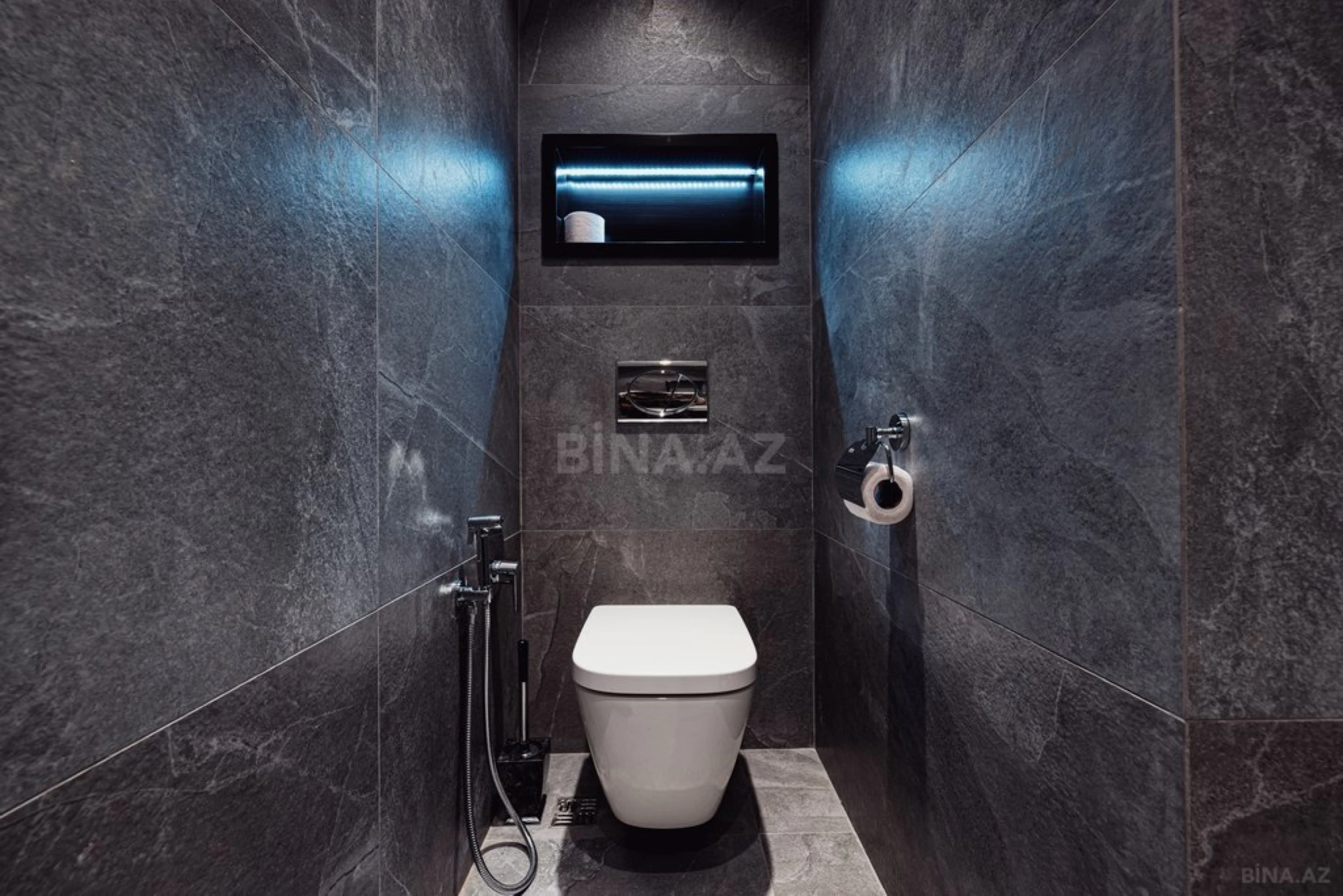 Satılır 3 otaqlı mənzil 150 m²