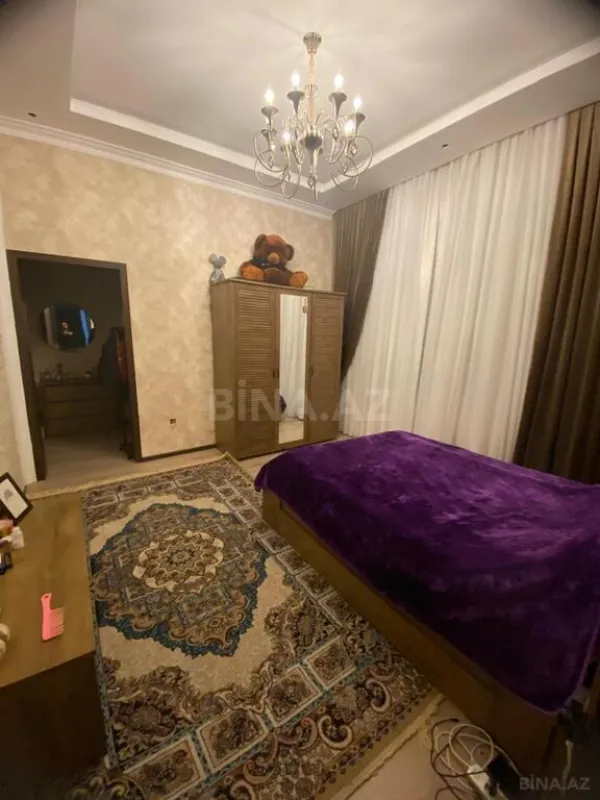 Satılır 6 otaqlı həyət evi 340 m²