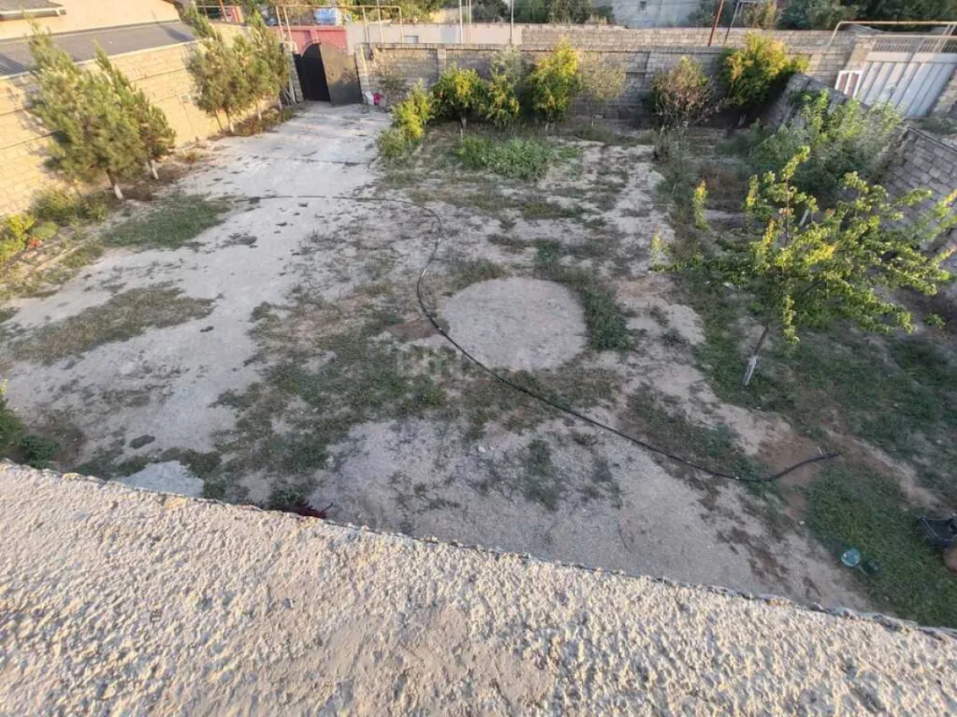 Satılır 6 otaqlı həyət evi 340 m²