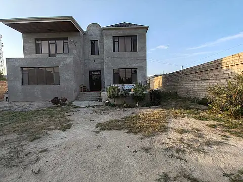 Satılır 6 otaqlı həyət evi 340 m²