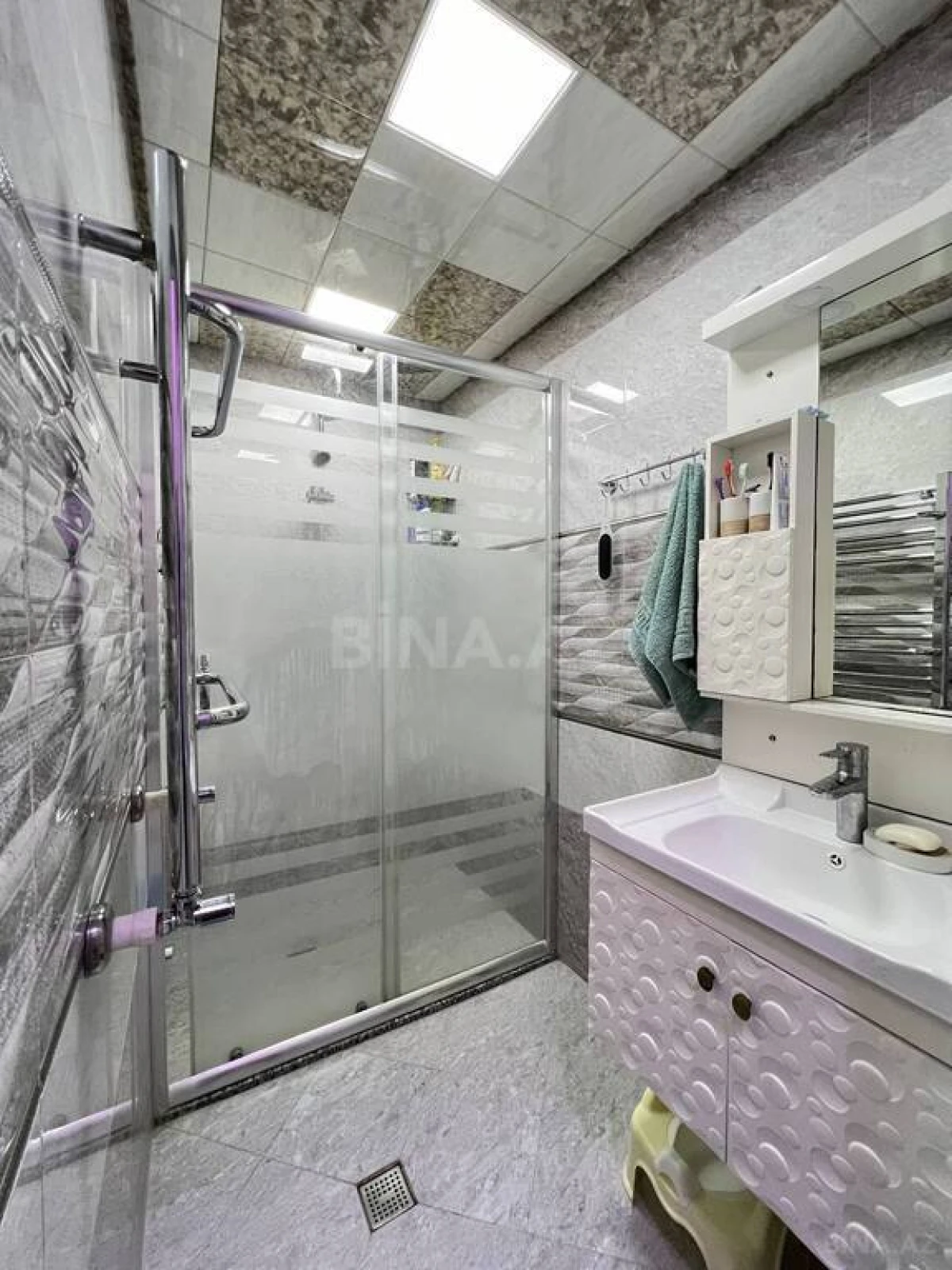 Satılır 2 otaqlı mənzil 53 m²