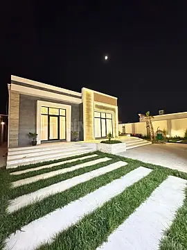 Satılır 5 otaqlı həyət evi 400 m²