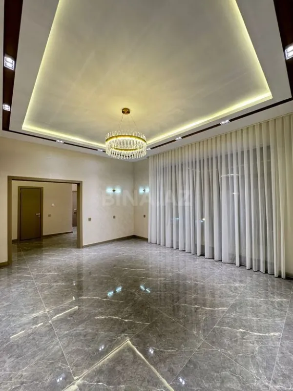 Satılır 5 otaqlı həyət evi 400 m²