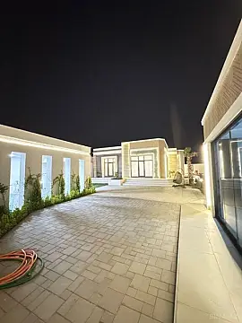 Satılır 5 otaqlı həyət evi 400 m²