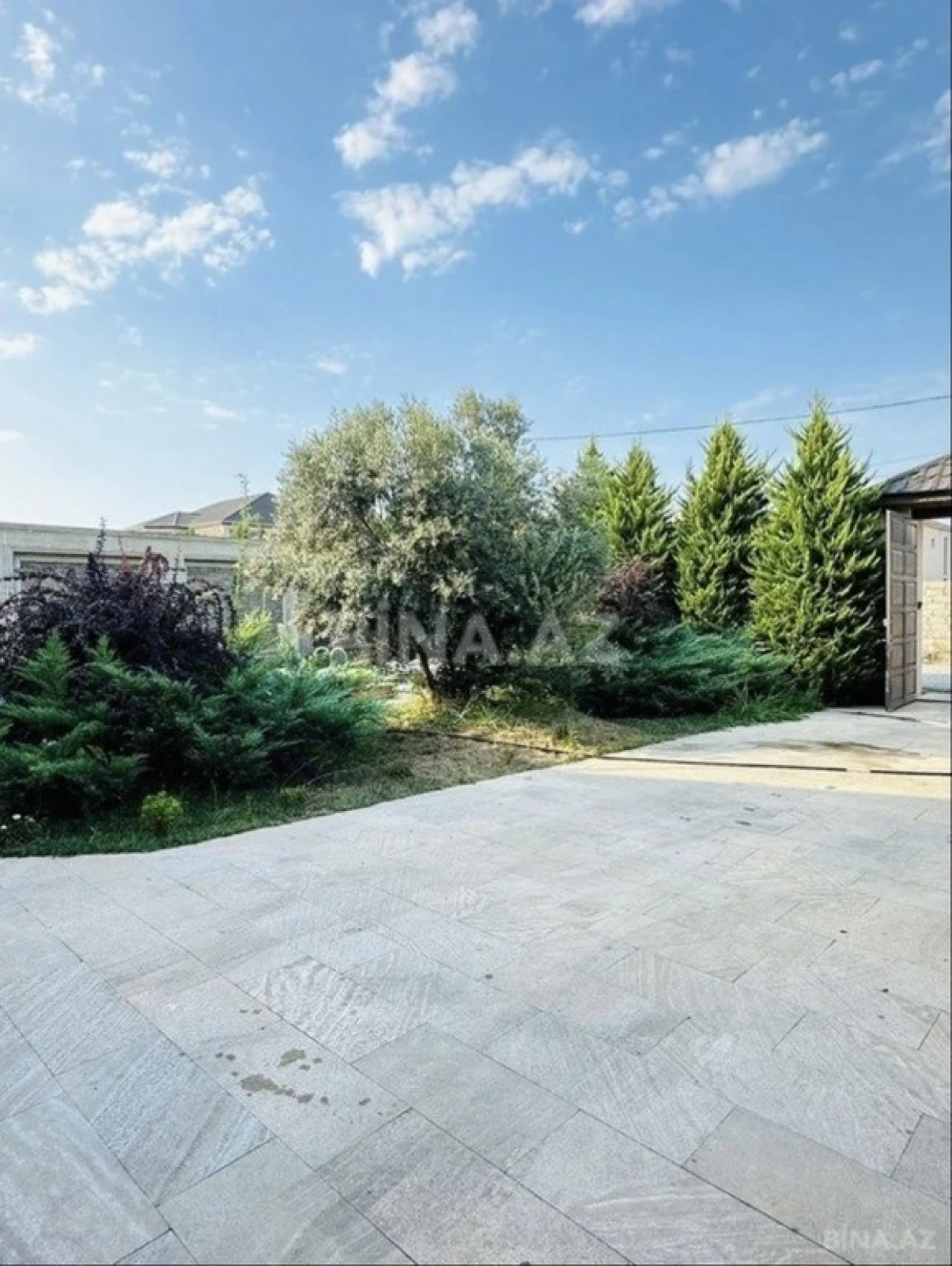 Kirayə verilir 5 otaqlı həyət evi 220 m²