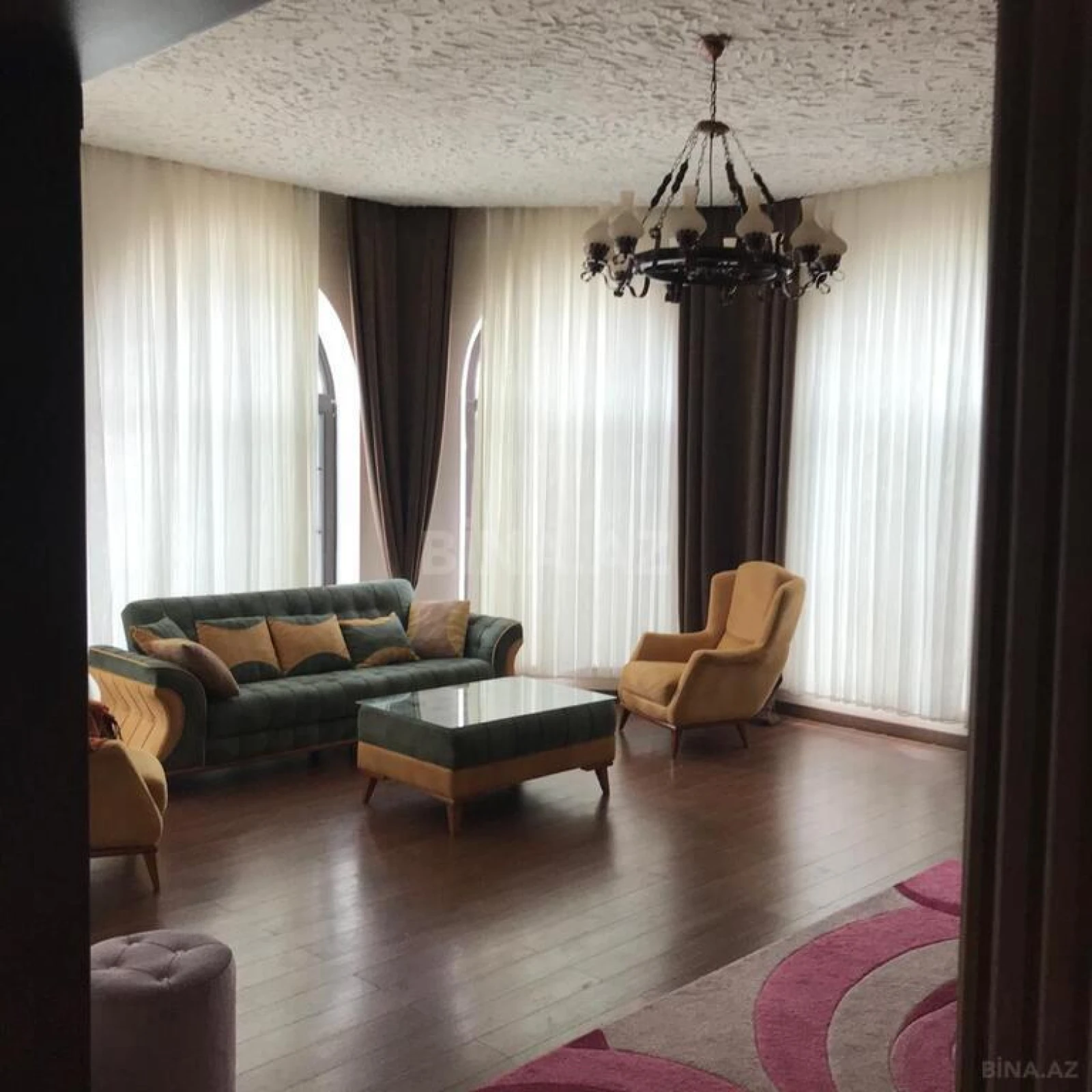 Kirayə verilir 5 otaqlı həyət evi 220 m²