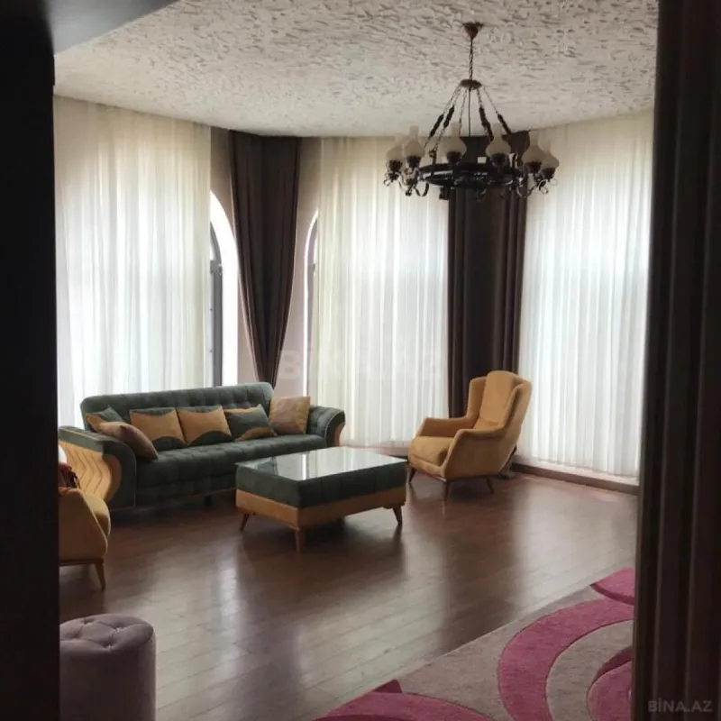 Kirayə verilir 5 otaqlı həyət evi 220 m²