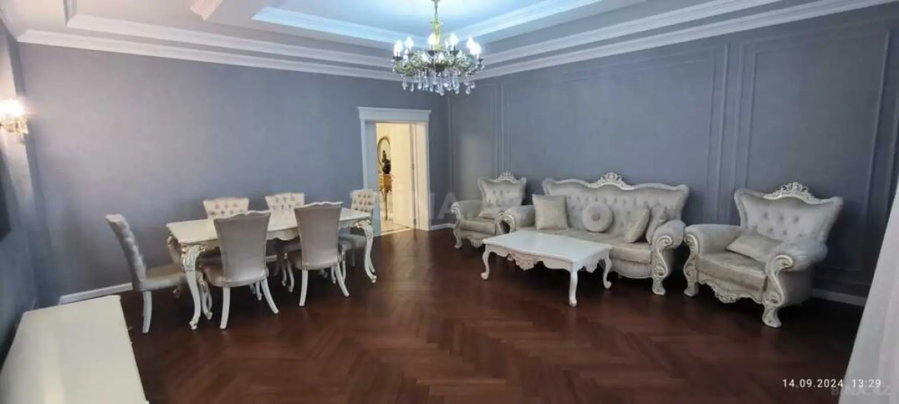 Satılır 4 otaqlı mənzil 186 m²
