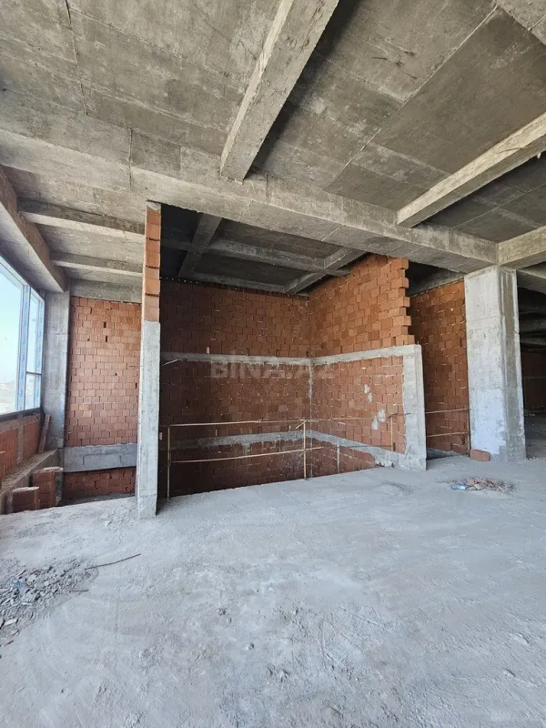 Satılır obyekt 1100 m²