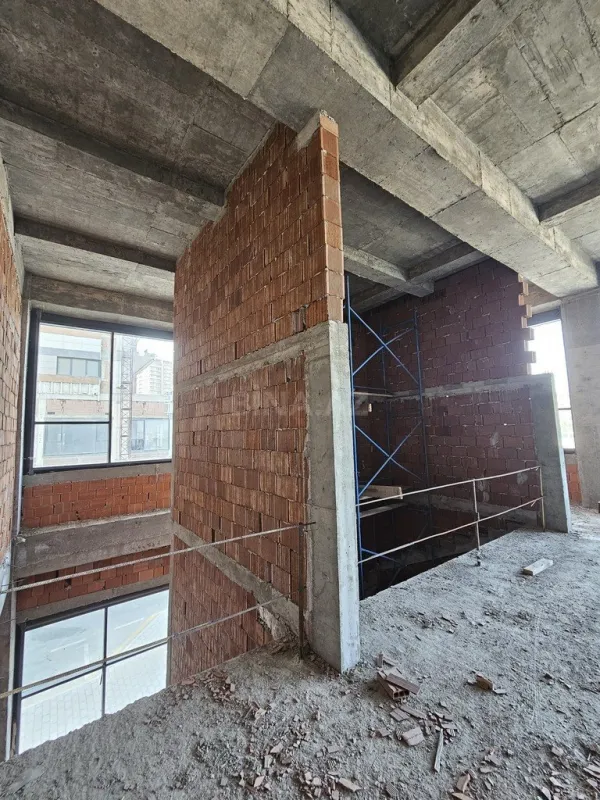 Satılır obyekt 1100 m²