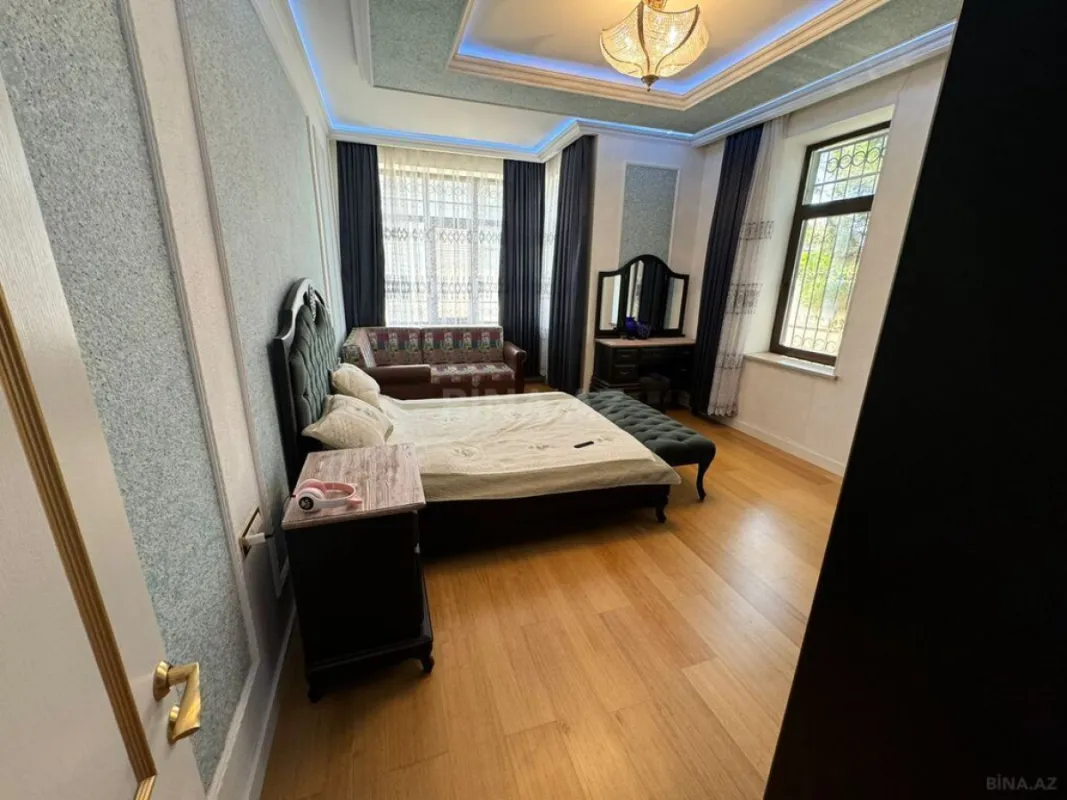 Satılır 4 otaqlı həyət evi 170 m²