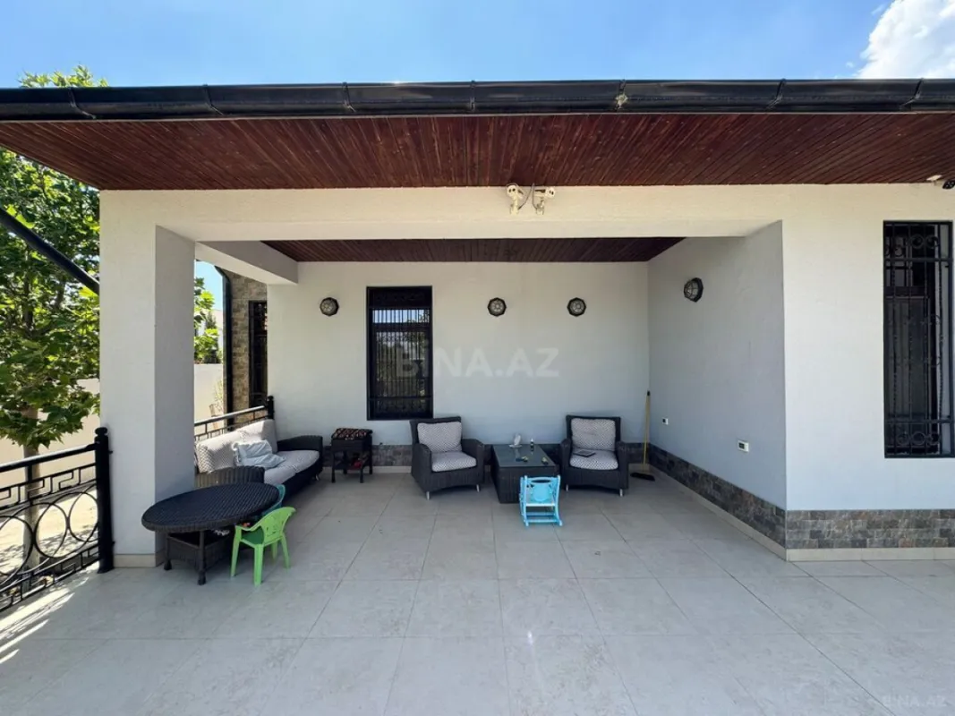 Satılır 4 otaqlı həyət evi 170 m²