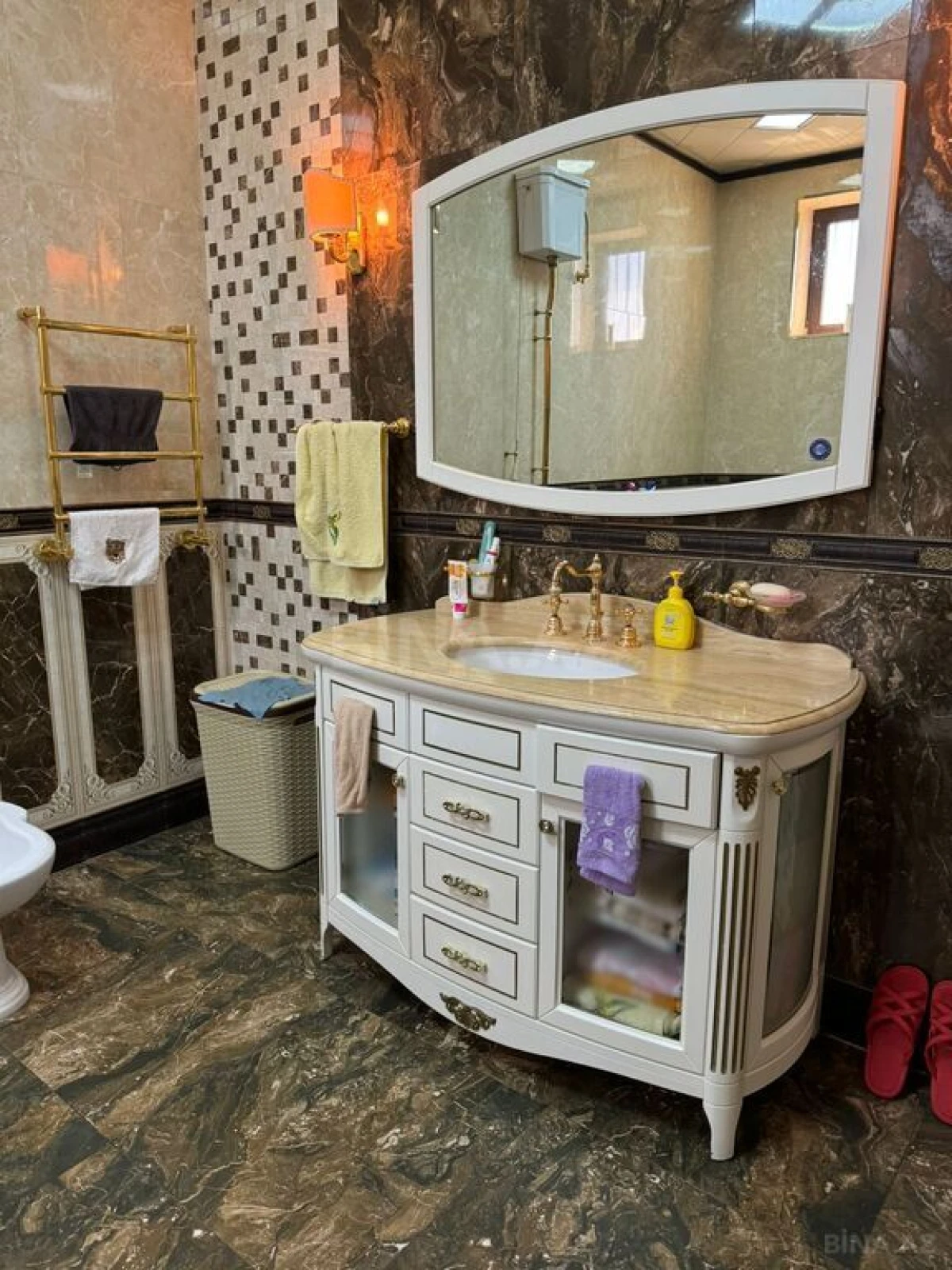 Satılır 4 otaqlı həyət evi 170 m²