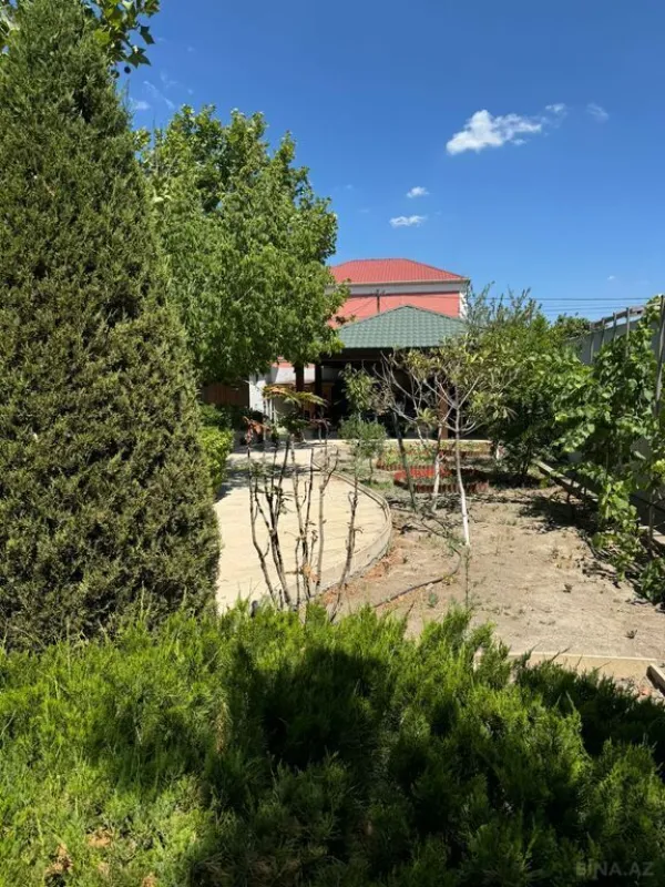 Satılır 4 otaqlı həyət evi 170 m²